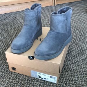 UGG W Kristin boots / Grey